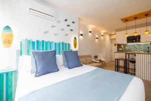 Holidays2Benalmadena Marysol Studio AACC And Pool