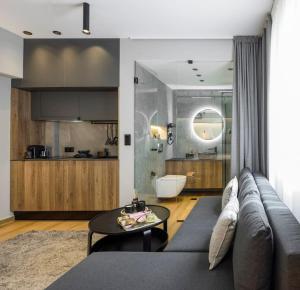 Aristotelian Virtues - Enkrateia