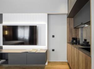 Aristotelian Virtues - Enkrateia