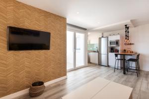 PALM TRUE TOWERS 1, Marina Beach Apartment