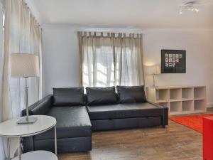 West Brickell GEM With Private Garden, 2BR 2BATH