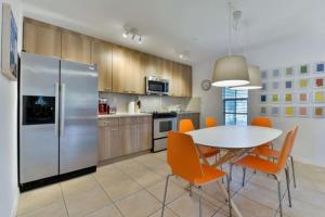 Wynwood Area with Hot Tub, 10 min from South Beach
