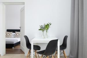 2-Bedroom Apartment - Długa 65 Street