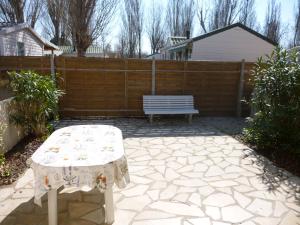 AGENCE JF IMMO-Villa 6 pers climatisee avec terrasse et Parking prive - V0270