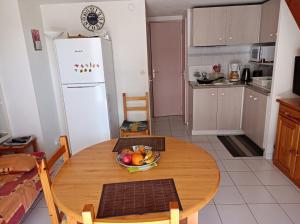 AGENCE JF IMMO-Villa 6 pers climatisee avec terrasse et Parking prive - V0270