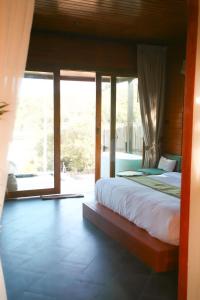 Phuzita Kohlarn-ภูศิตา เกาะล้าน