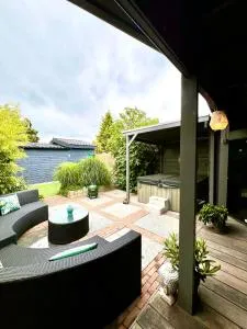 Buddha style family house & jacuzzi & sauna near Amsterdam - Vijfhuizen