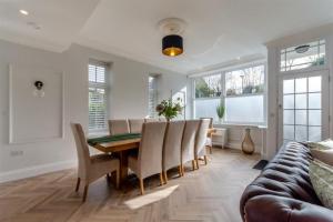 Oakview Holiday Home