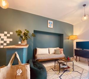 Les Toits wifi gratuit Vue cœur de ville historique et Halles