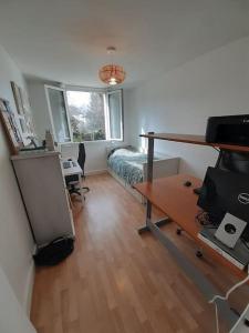 Appartements Charmant T5 en pleine nature a Viroflay-Versailles : photos des chambres