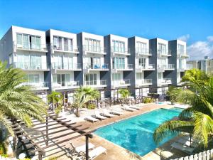 Bocobay Las Islas Condos - 4hvězdičkové hotely ve městě Palm-Eagle Beach