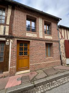 AU 56 - CENTRE VILLE - QUARTIER SAINT-LÉONARD