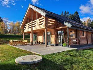 Pur Natur! Wandern und Skifahren - Trahütti Premium Lodges