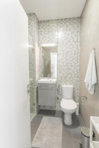 4 bedroom duplex by D Luis I Bridge