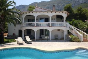 3 bedroom Villa with beautiful sea view