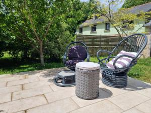 Maisons de vacances Haut en Couleurs : Appartement - Rez-de-Chaussée