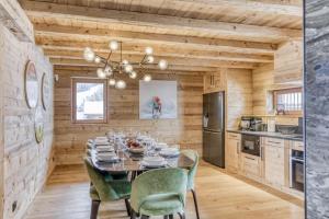 Grand chalet récent avec Jacuzzi, ski au pied