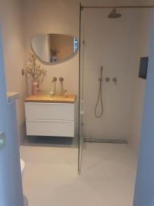 Beach House Bonna - free parking & bikes