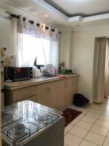 1bed Apartment Minutes Away From The Airport