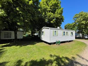 B&B / Chambres d'hotes Les Pinots d'Alsace - 3 bungalows climatises avec TV - Proche Europa Park : photos des chambres