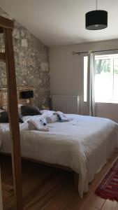 B&B / Chambres d'hotes Centre de bien-etre Le Miel et l-Eau : photos des chambres