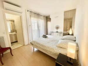 Cannes Center by Welcome to Cannes