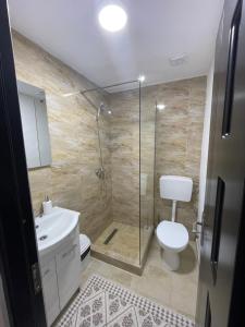 La Lenuța În Susani