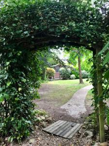 Caserio Arrigorri excelente ubicación jardín con BBQ perfecto para grupos