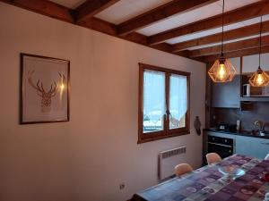 Chalets Beautiful apartment duplex in a chalet with garden for 6 in Morillon : photos des chambres