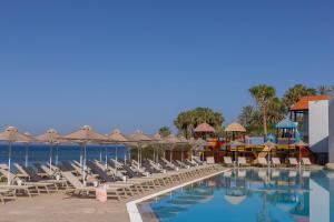 Kapetanios Aqua Resort