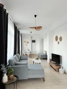 Hliaxtida - Khamézion