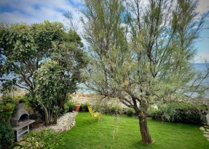 Seaside Villa with private garden