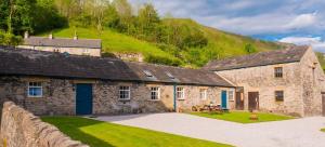 Heron Cottage Upperdale Peak District