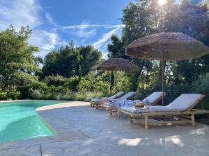 Fantastique VILLA LE BRUSQUET au pied dune forêt provençale