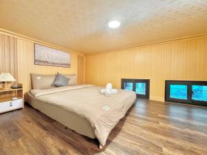 The Little Home - Hà Trung - 3 Bedroom - Hidden Gem - Balcony - Hoan Kiem lake