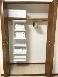 #1 新宿まで2分! 清潔で安全な部屋! WiFi無料!