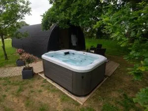 Squirrels Drey - 南塞尔尼