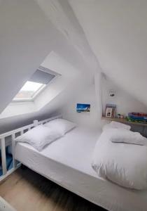 Appartements Escale pro & detente a 3 min de la gare - Parking - WIFI - PS4 : photos des chambres