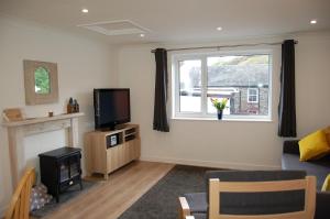 No 6 at Dolgoch Falls Cottages