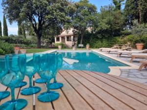 Villas Magnifique villa a Montaud : photos des chambres