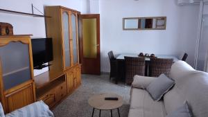 Piso céntrico san juan de los terrenos