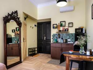 Yellow Studio - Kochanowskiego