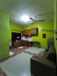 Homestay sungai besar