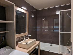Duplex lumineux pour 6 pers. avec balcon – La Clusaz - FR-1-459-119