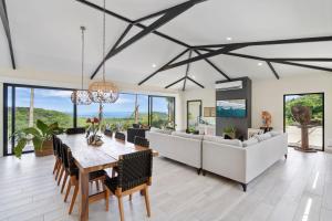 Luxe Tropical Villa with Sparkling Infinity Pool, Panoramic Ocean Views & Community Amenities