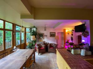 Maisons de vacances Refuge Raffine - 2 Salons, Double Jacuzzi, Jardin : photos des chambres