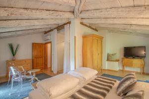 Residence Apolonija Guest House