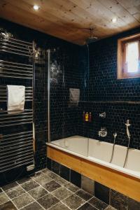Chalets Joubarbe Rose by Lodji : photos des chambres