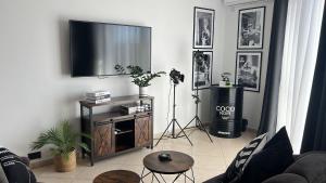 Trendy Seaside Escape 2 Bedroom Penthouse