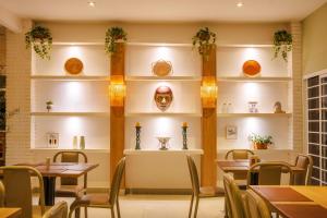 Grinbergs Village Hotel